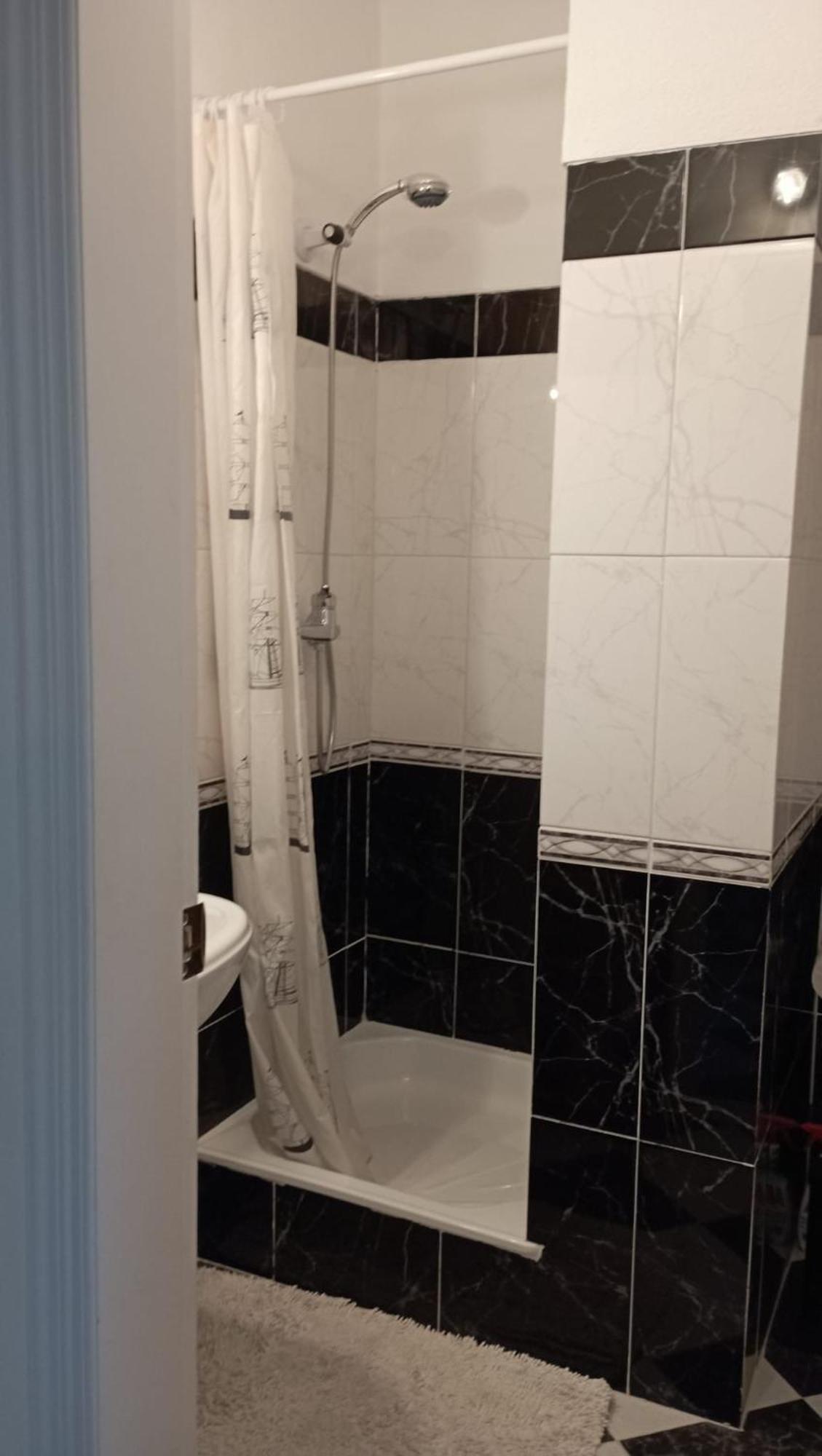 Zawaiaroom Lagos Dış mekan fotoğraf